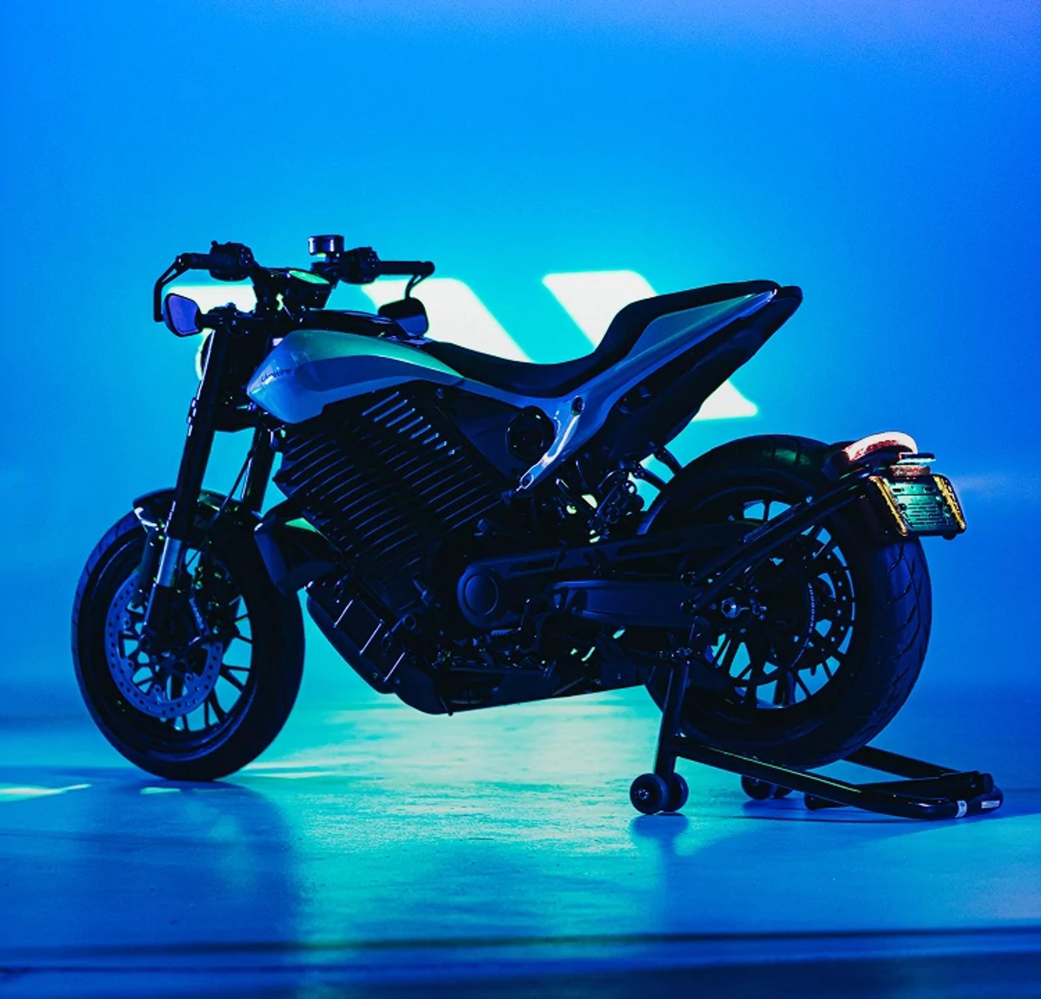 bike, fast, motorbike, transportation system, wheel, vehicle, biker, ride, drive, no person, power, hurry, seated, motorcyclist